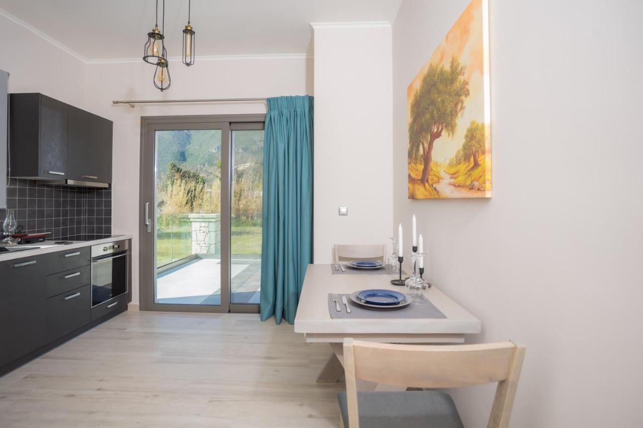 Apollonian Luxury Apartments Vasiliki  Bagian luar foto