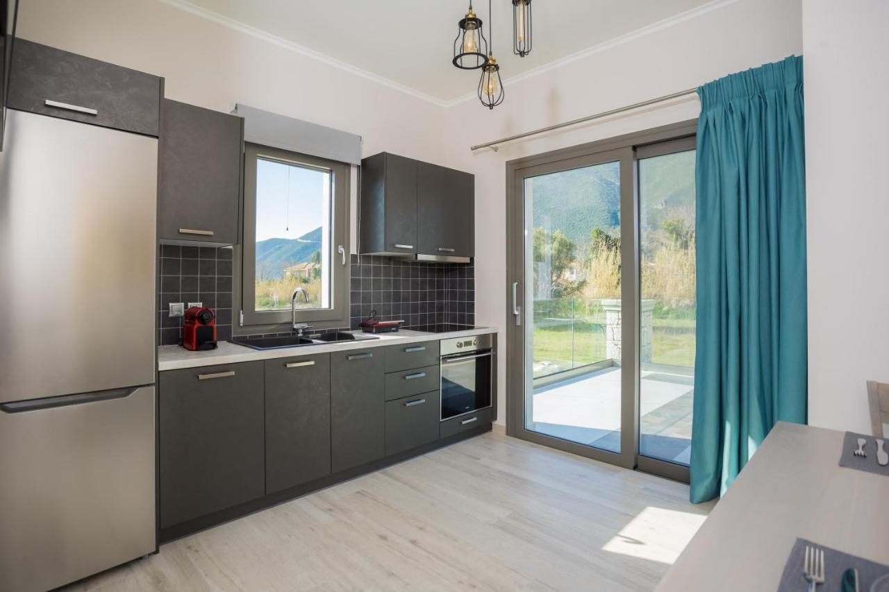 Apollonian Luxury Apartments Vasiliki  Bagian luar foto