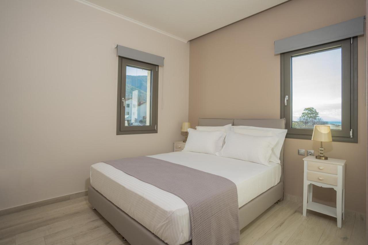 Apollonian Luxury Apartments Vasiliki  Bagian luar foto